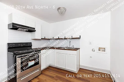 2608 20th Ave N Photo 1