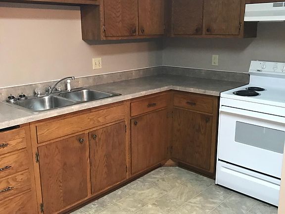 3rd image of 114 S Sheakley Ave APT 4