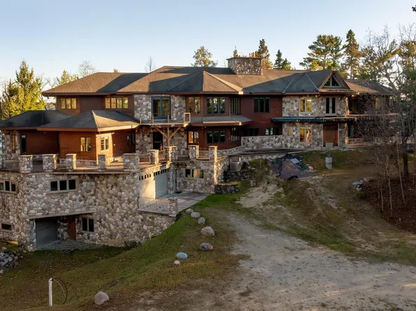 5568 50th St NW, Hackensack, MN 56452