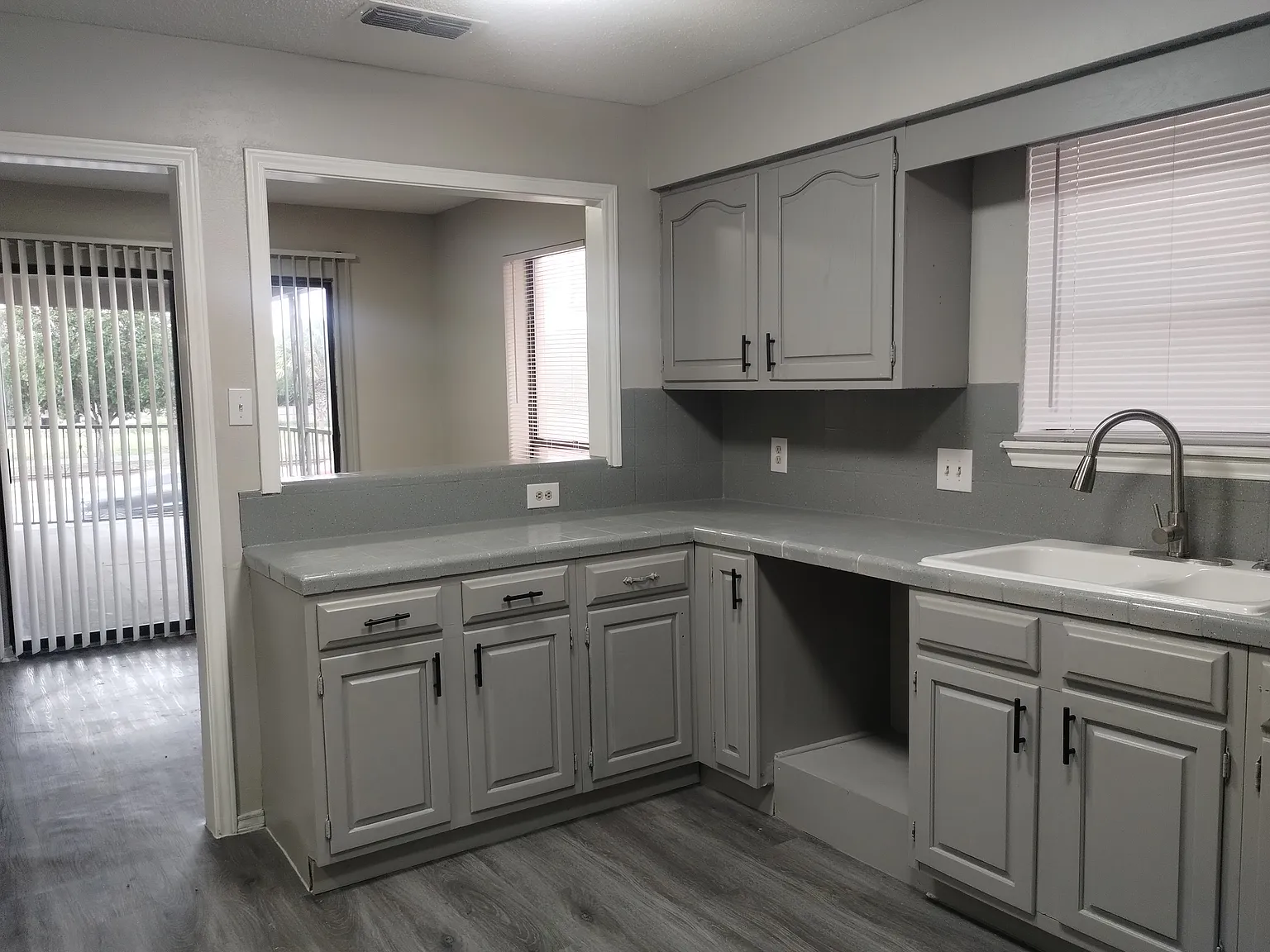 3 bed, 1814 sqft, $1,375 — Photo 3
