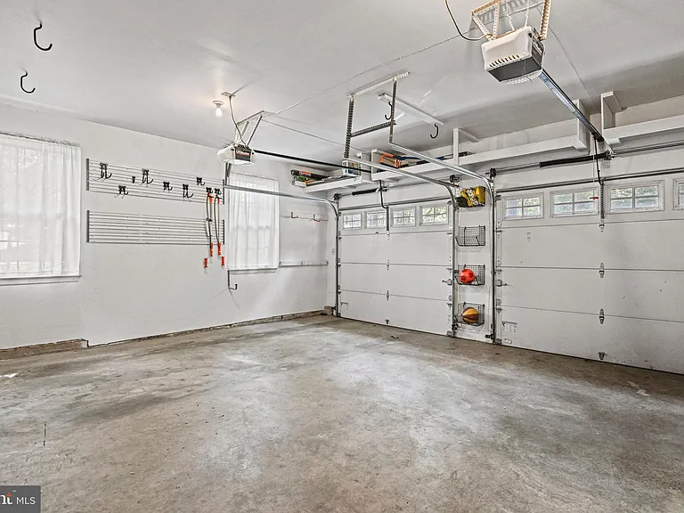 11919 Latigo Ln — Photo 36