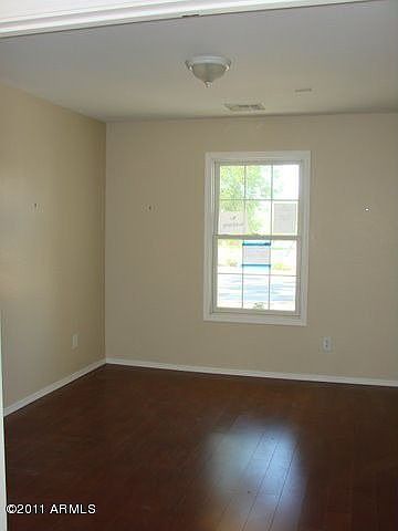 1st image of 2303 E La Salle St