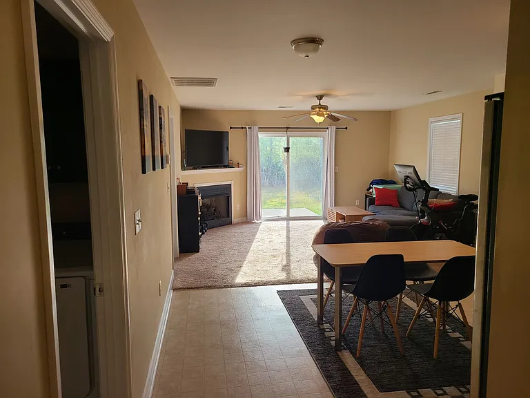180 Pine Hollow Rd — Photo 5