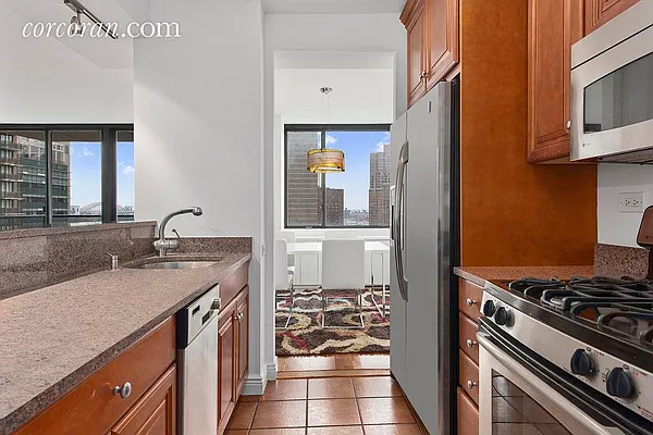 Sold by Corcoran | media 8