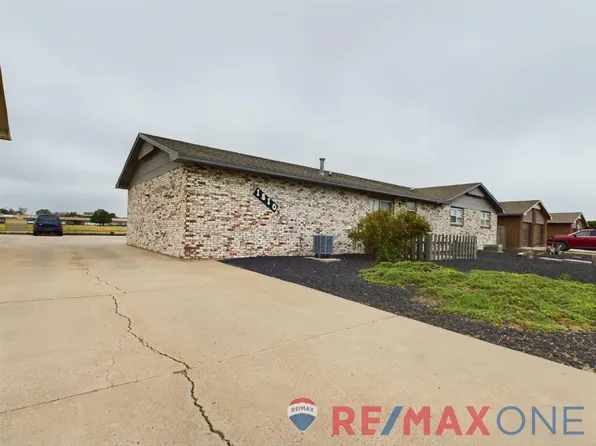 1810 NE Harding Ave, Garden City, KS 67846