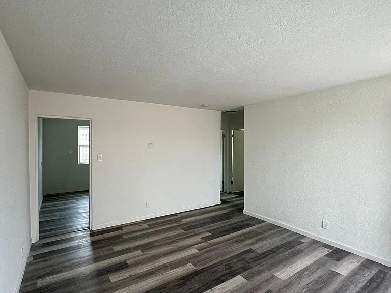 1029 Louisiana Blvd SE #C — Photo 10
