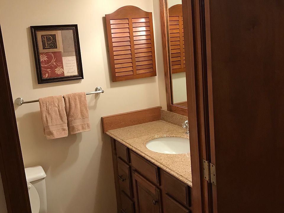 Moske　2 11787, NY Homes for Sale & Real Estate | Compass