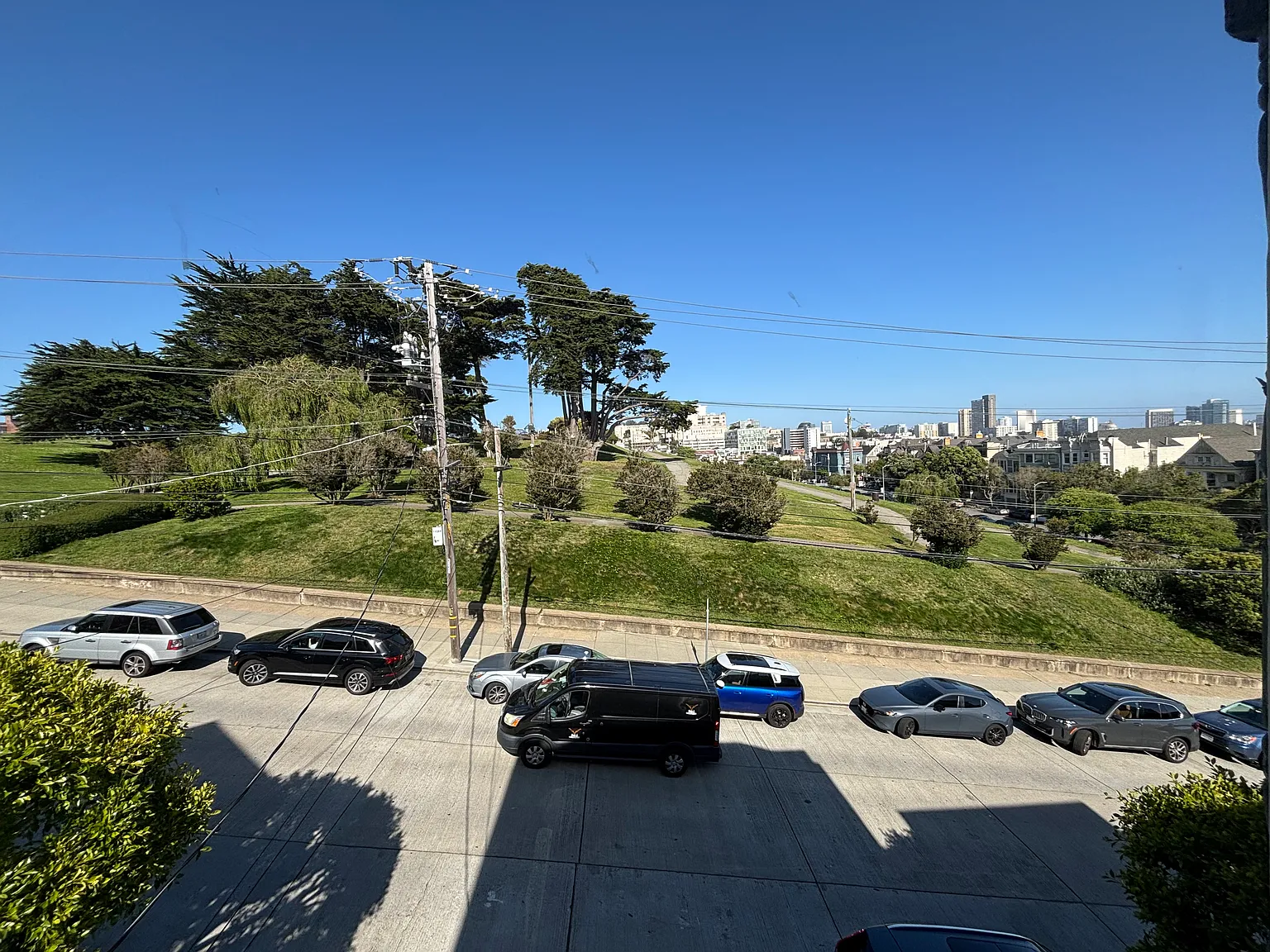 2 bed, 1.5 bath, 1000 sqft, $7,750 — Photo 1