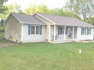 2382 E Carleton Rd, Adrian, MI 49221