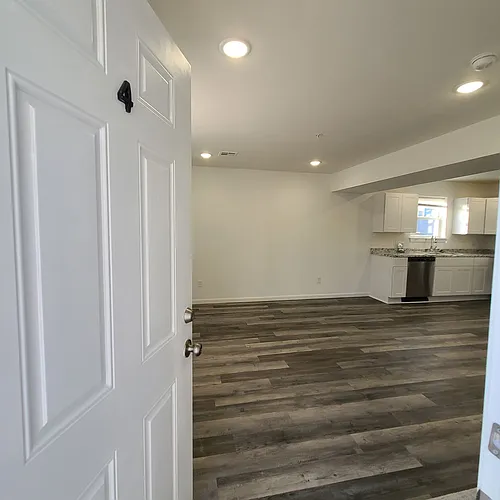412 Doxey St #4 Photo 1