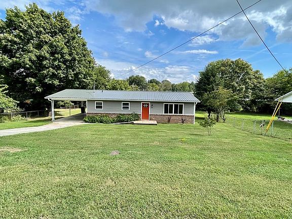 2nd image of 3348 Sheila Cir