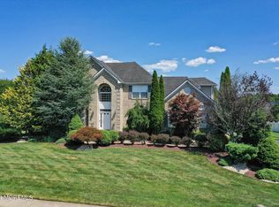 7 Graversham Dr, Marlboro, NJ 07746