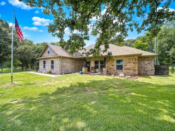108 Rs County Rd #3324, Emory, TX 75440