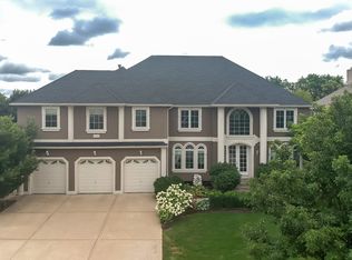 2628 Saddlebrook Dr, Naperville, IL