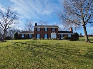 2790 Devils Backbone Rd, Cincinnati, OH 45233