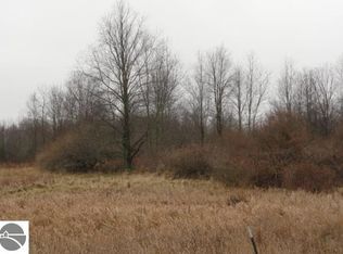 8301 W Bawkey Rd, Lake, MI 48632