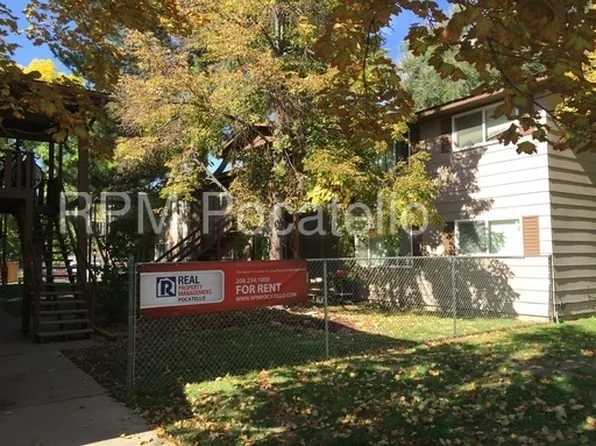 1227 S 4th Ave APT 3, Pocatello, ID 83201