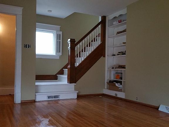 5th image of 2905 Elmwood Ave