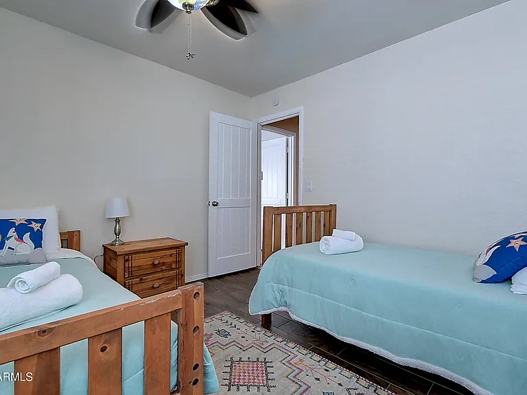 6914 E Beverly Ln — Photo 13