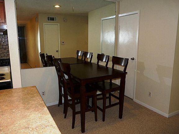 Nice sized dining area