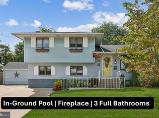 17 Randy Rd, Glendora, NJ 08029