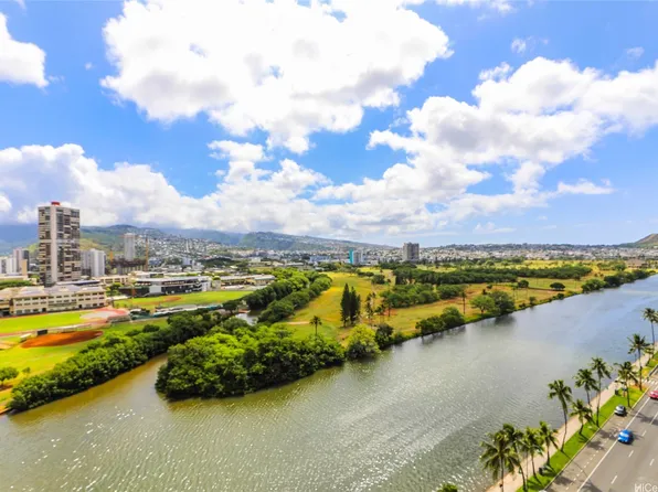 2211 Ala Wai Blvd APT 1806, Honolulu, HI 96815