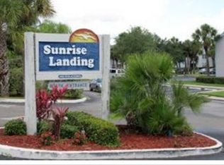 7400 N Highway 1 APT 201, Cocoa, FL 32927