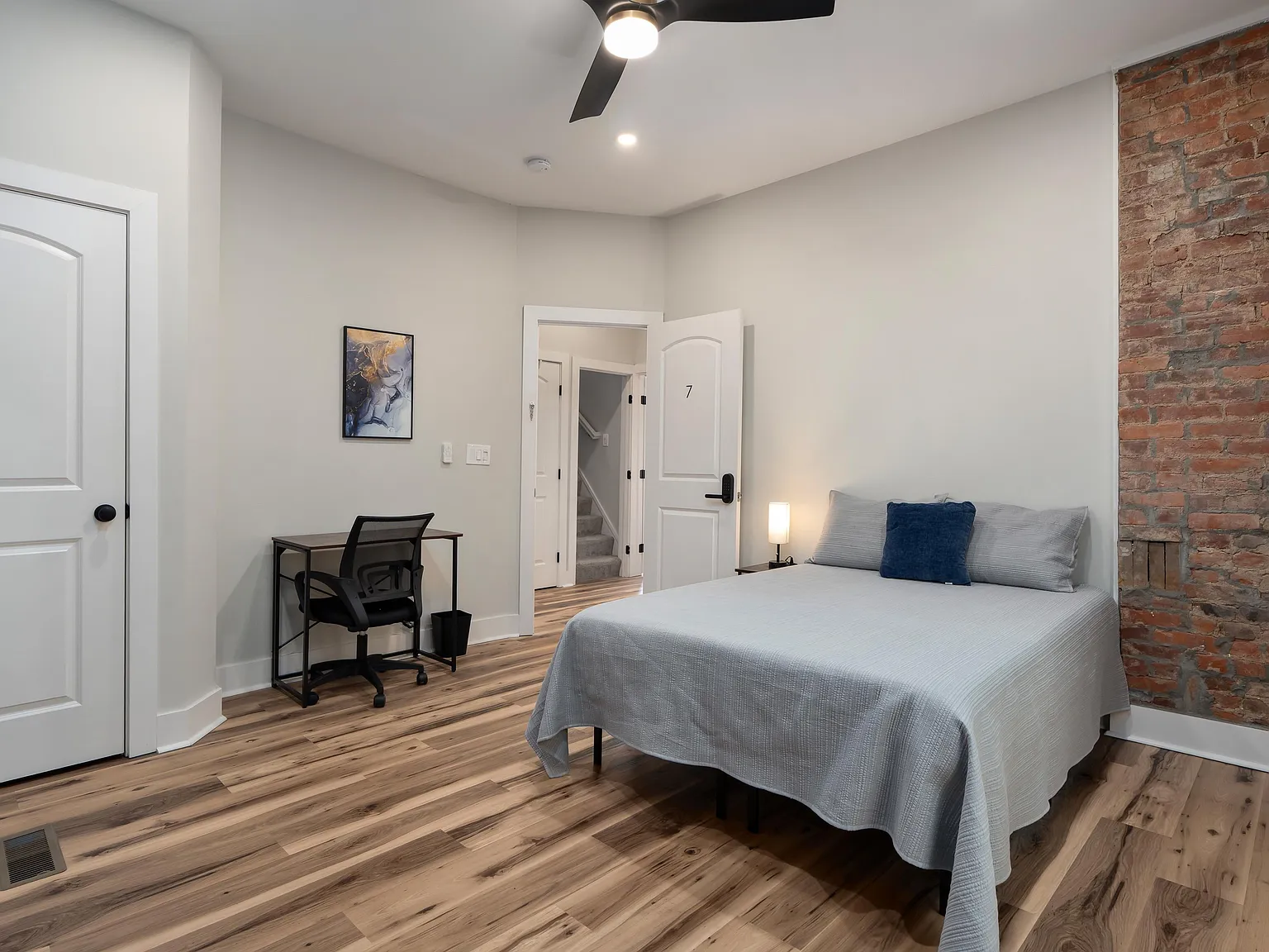 4 bed, 4.0 bath, 2663 sqft, $1,481 — Photo 1