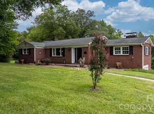 2210 19th Ave SE, Hickory, NC 28602