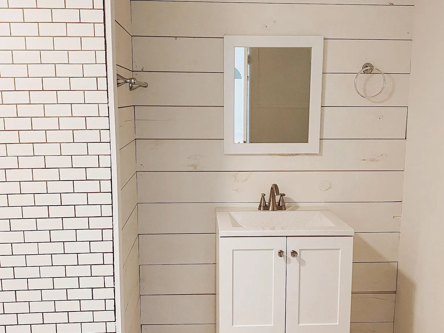 2 bed, 750 sqft, $800 — Photo 3