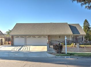 2870 Antares Dr, Riverside, CA 92503