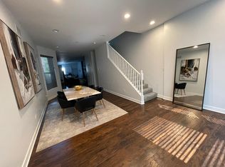 6033 S Eberhart Ave, Chicago, IL 60637