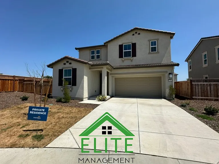 15828 Malibu Dr — Photo 5