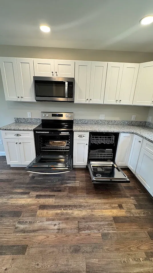 3 bed, 1608 sqft, $1,795 — Photo 4