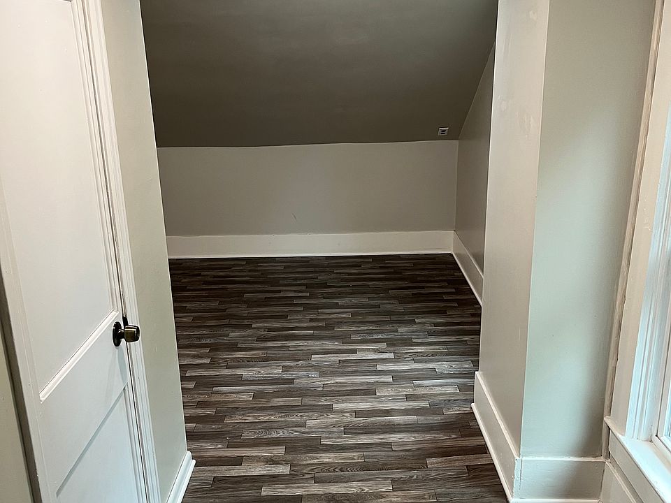 1st image of 5 Wilmot St #2
