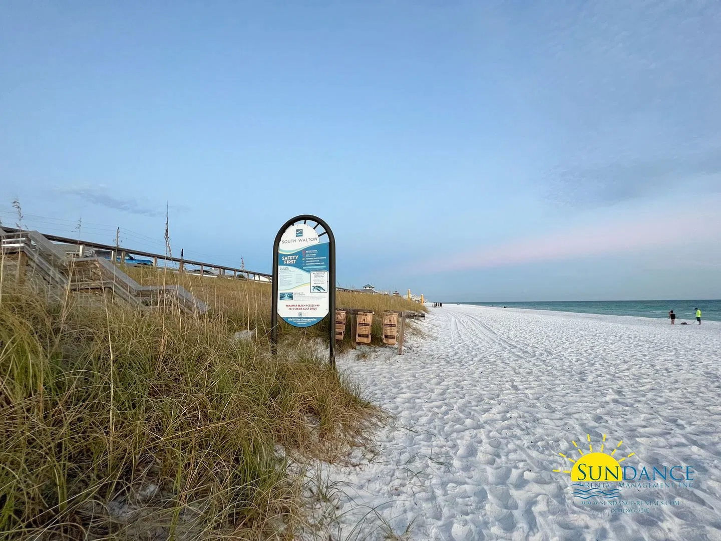 Stunning 2 Bedroom Near Miramar Beach (Fully Furnished Optional) — Photo 2