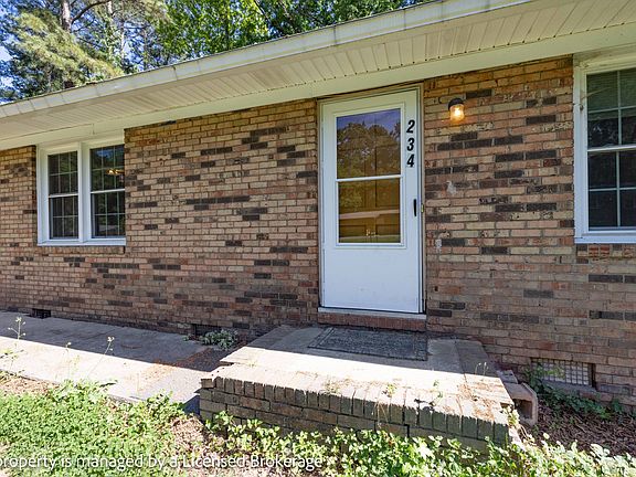 4th image of 234 Poplin St