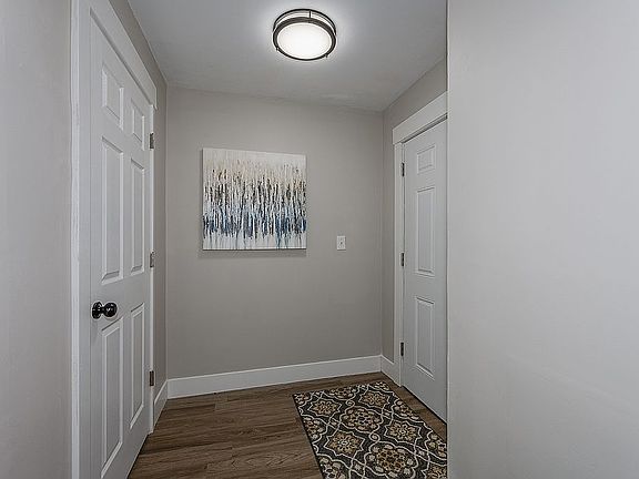 3rd image of 11472 Ravensberg Ct