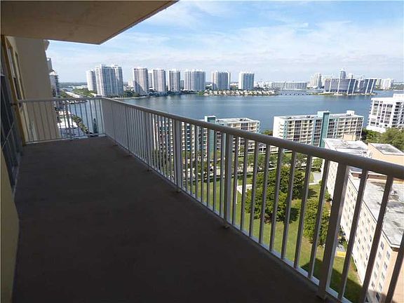 4th image of 231 174th St APT 2102