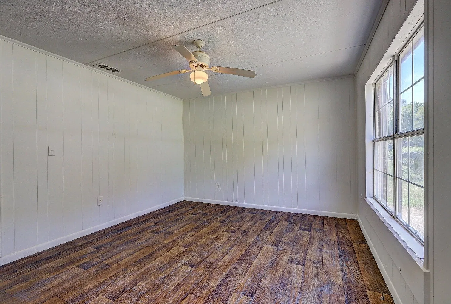 3308 Kings Park Circle - 24A — Photo 2