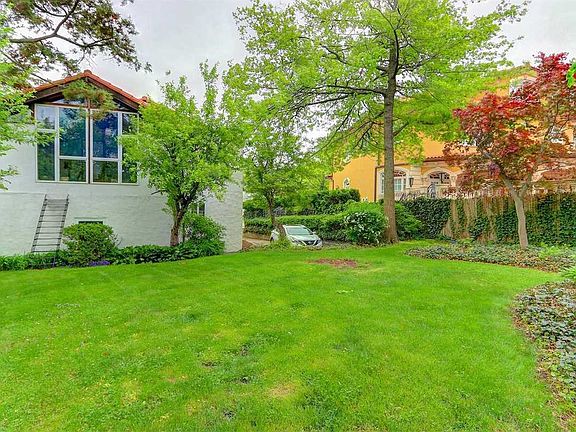 2nd image of 25233 Brattle Ave