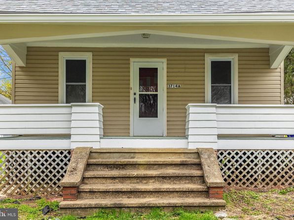 3712&3714 B C South Mountain Rd #A, Knoxville, MD 21758