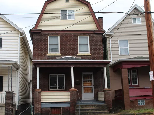 909 McKean Ave, Charleroi, PA 15022