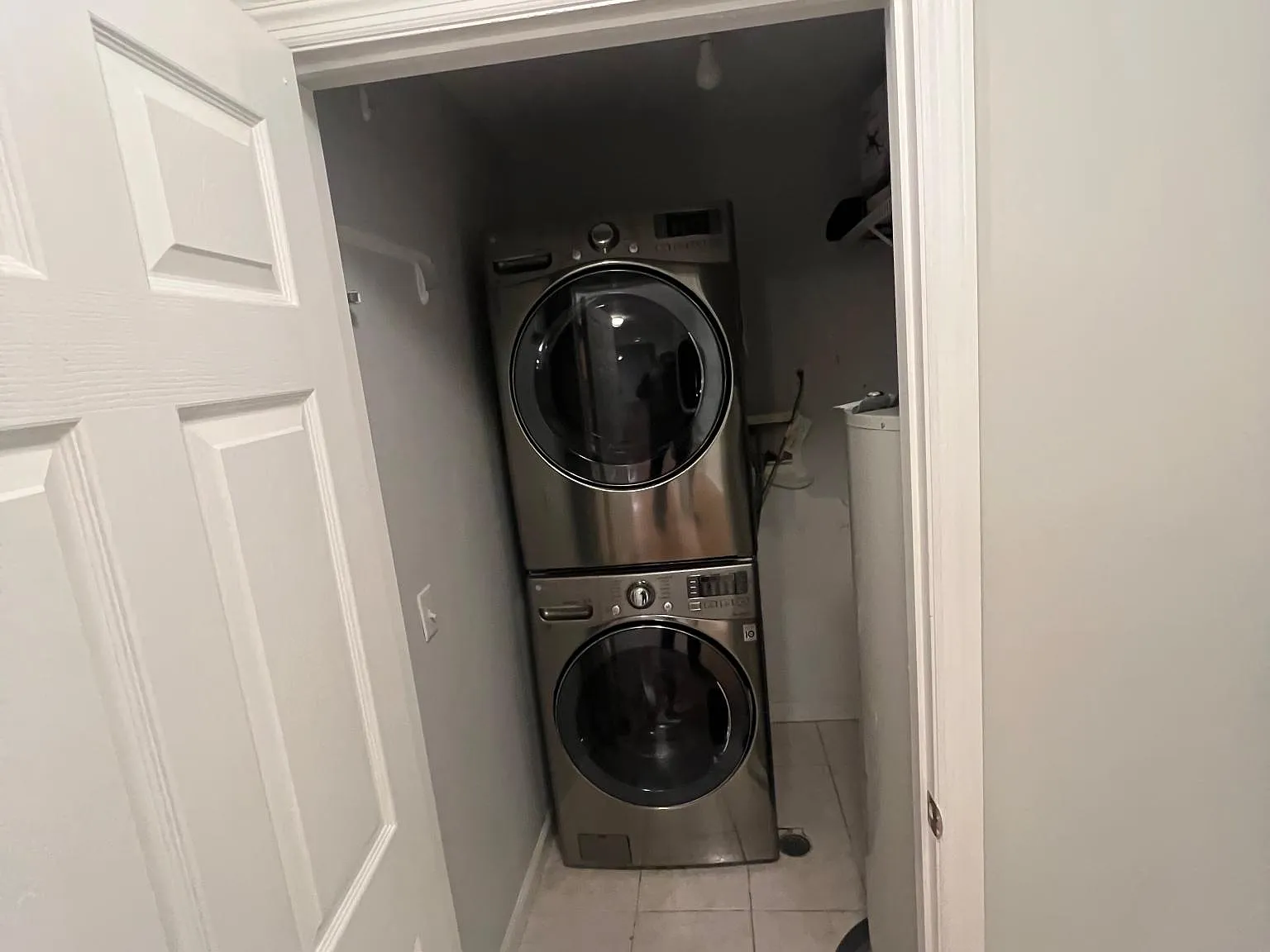 2 bed, 1206 sqft, $3,400 — Photo 1