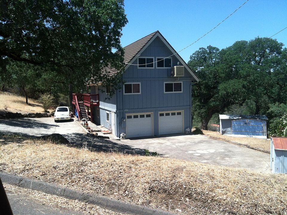 2nd image of 2547 Harness Dr