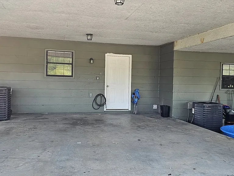 204 Midtown Ln #2 — Photo 3