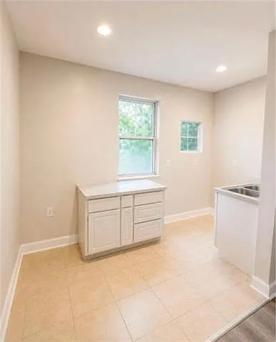 2714 N Galvez St #202 — Photo 5