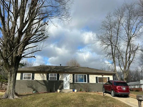 3512 Royal Oak Dr, Indianapolis, IN 46227