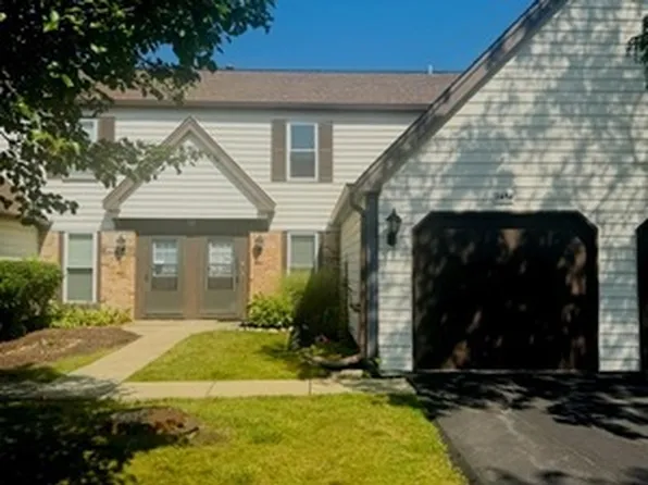 2454 Devonshire Ct Unit 2454, Aurora, IL 60502