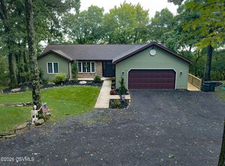 496 Evergreen Ln, Catawissa, PA 17820